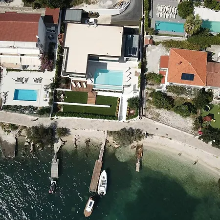 Beachfront Villa Malia Near Trogir With Heated Pool & Jacuzzi