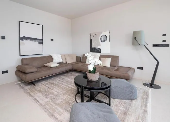 Beachfront Villa Malia Near Trogir With Heated Pool & Jacuzzi Villa *