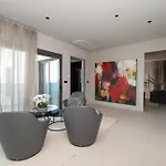 Vila Beachfront Malia Near With Heated Pool & Jacuzzi *