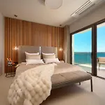 Beachfront Malia Near With Heated Pool & Jacuzzi 别墅 特罗吉尔
