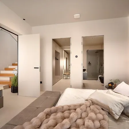 Beachfront Malia Near With Heated Pool & Jacuzzi Villa *
