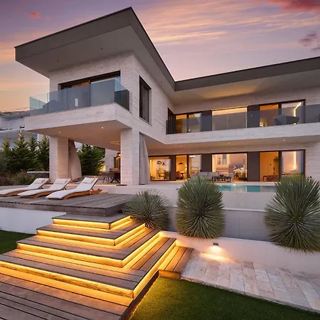 Villa Beachfront Malia Near With Heated Pool & Jacuzzi Trogir